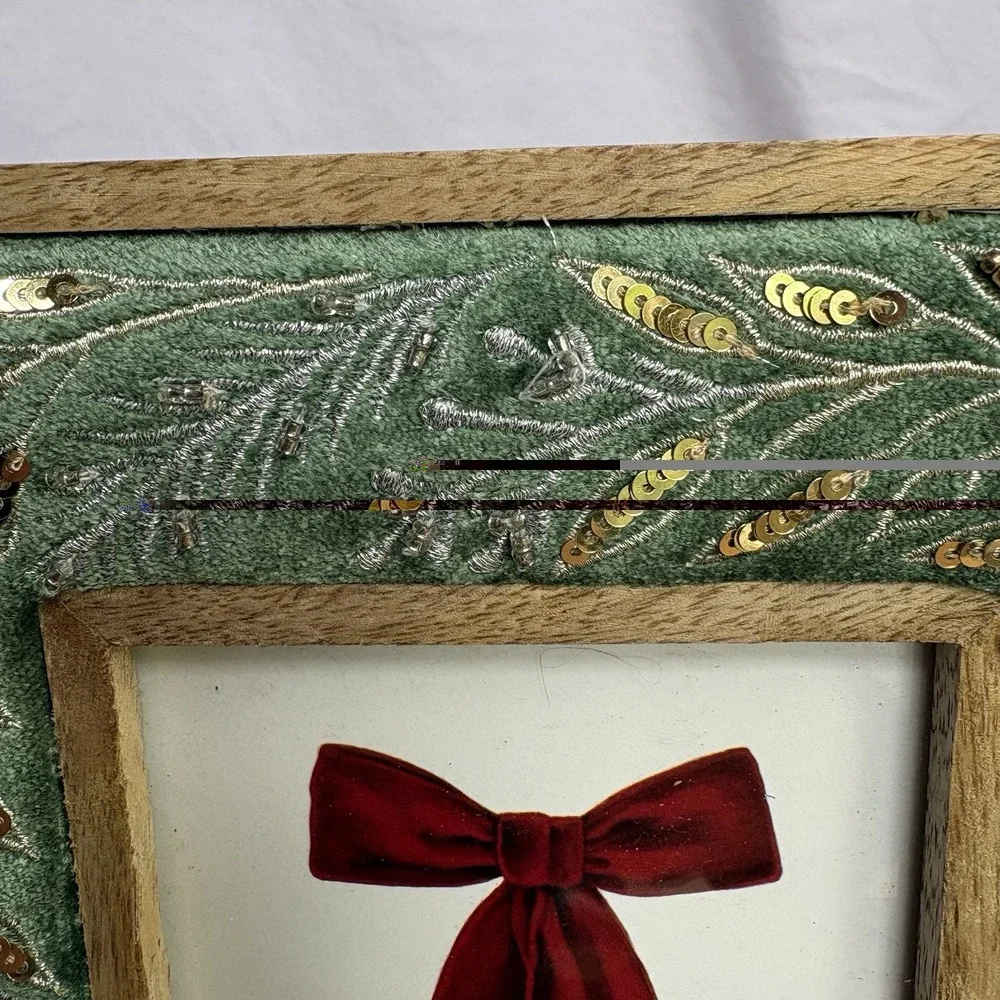 Handcrafted Beaded Fabric Sequin Green Gold Picture‎ Frame 4x6